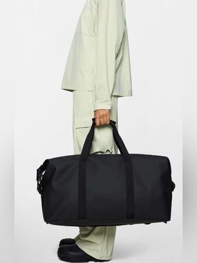 Rains Hilo Weekend Travel Large Bag Black
